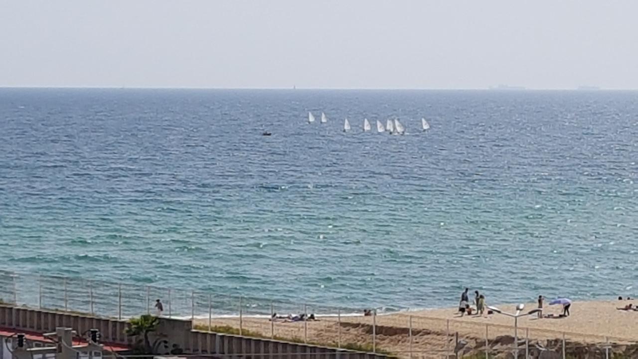 Lydia'S Port Nautic & Beach Masnou Buitenkant foto